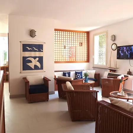 Yacht Club מלון מרצ'יאנה מרינה