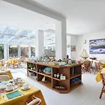 Yacht Club 호텔 마르시아나마리나